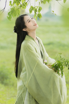 警花王梦溪
